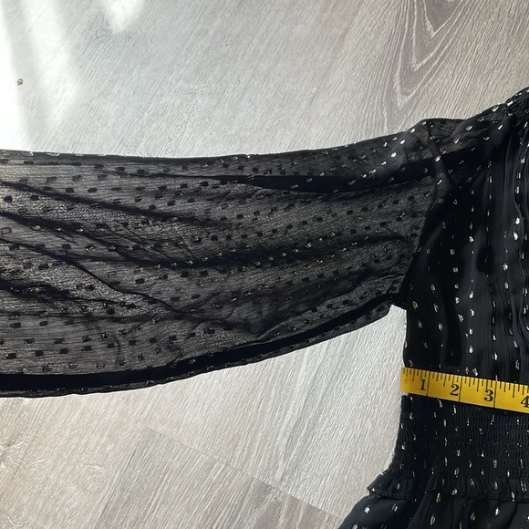 Old Navy Maternity Waist Defined Clip-dot dress - Picture 4 of 8